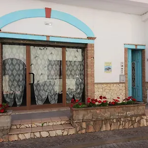 Nora Casa Vacanze/bed And Breakfast , Pula Italia